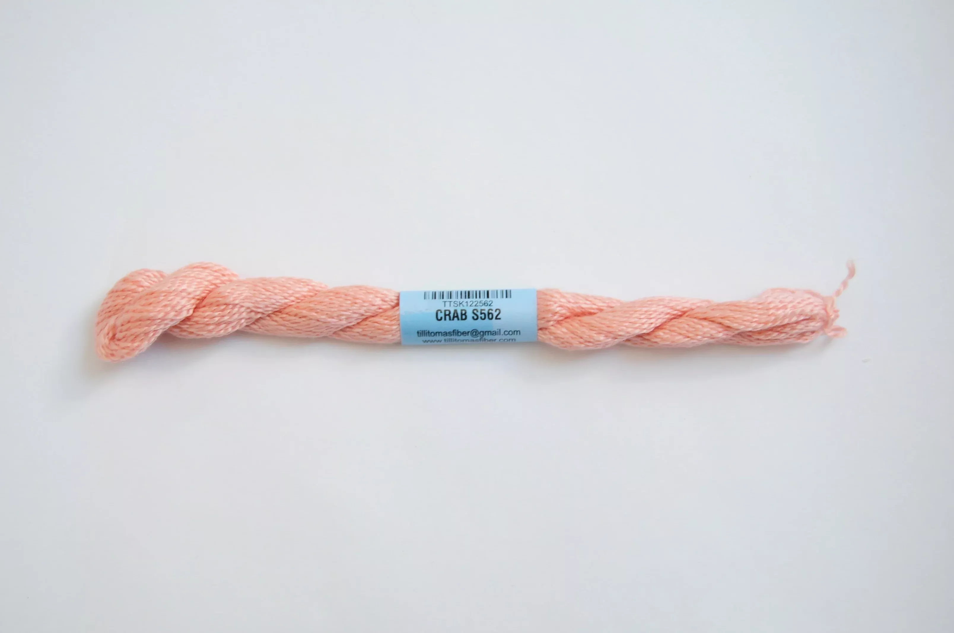 Essentials Skein - Crab 562