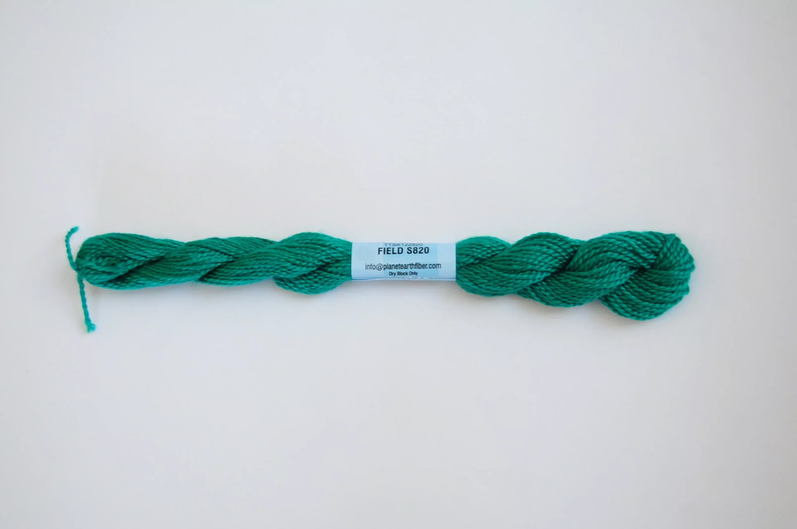 Essentials Skein - Field 820