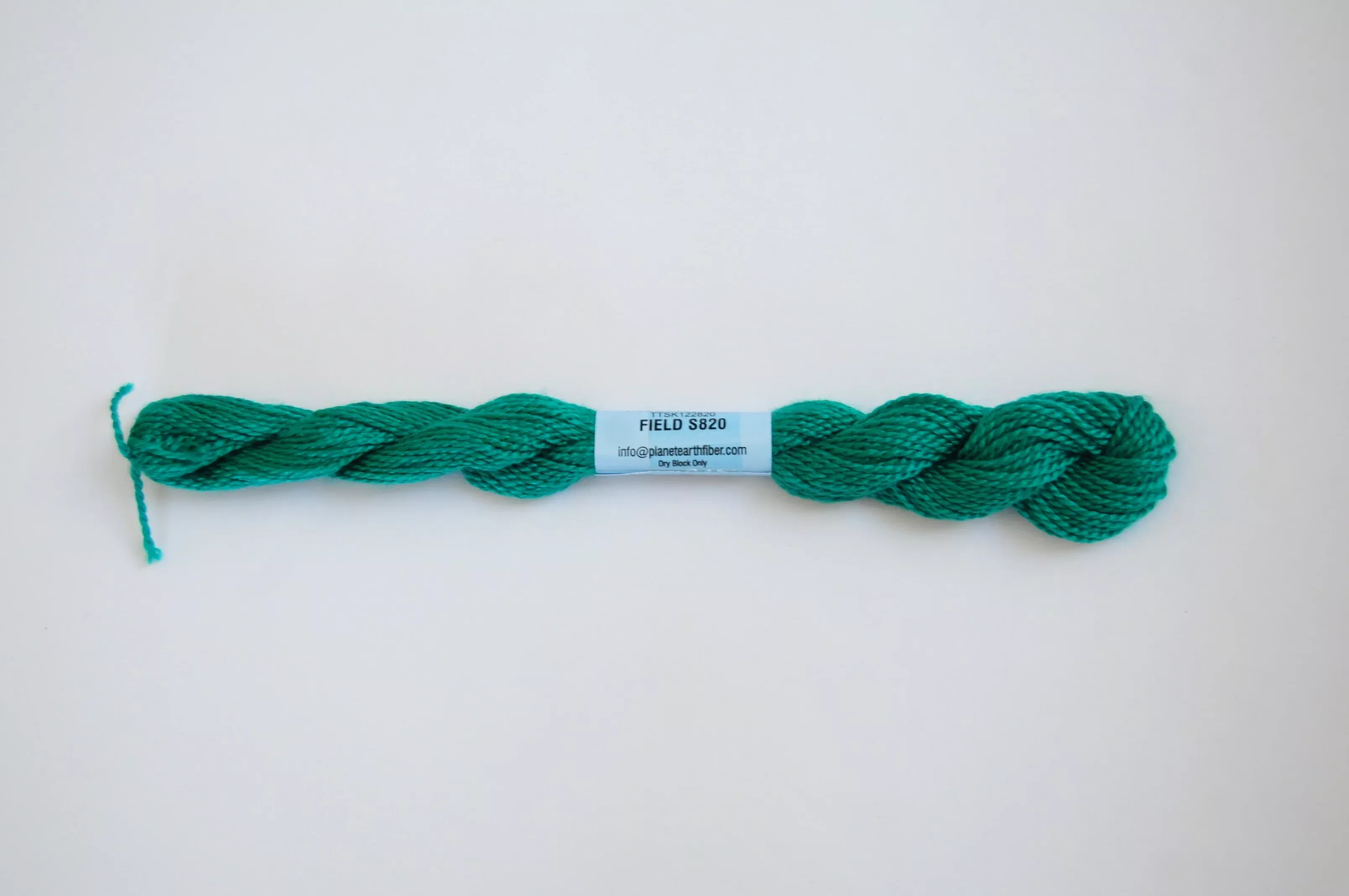 Essentials Skein - Field 820
