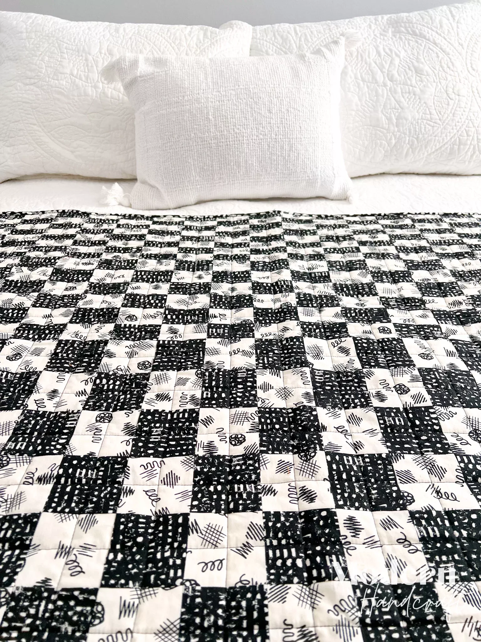 Illusion Quilt - Achroma Version