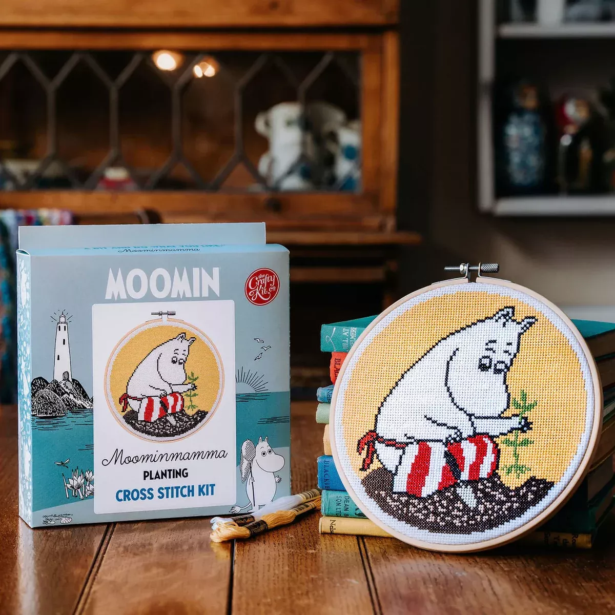 MoominmammaPlanting XS